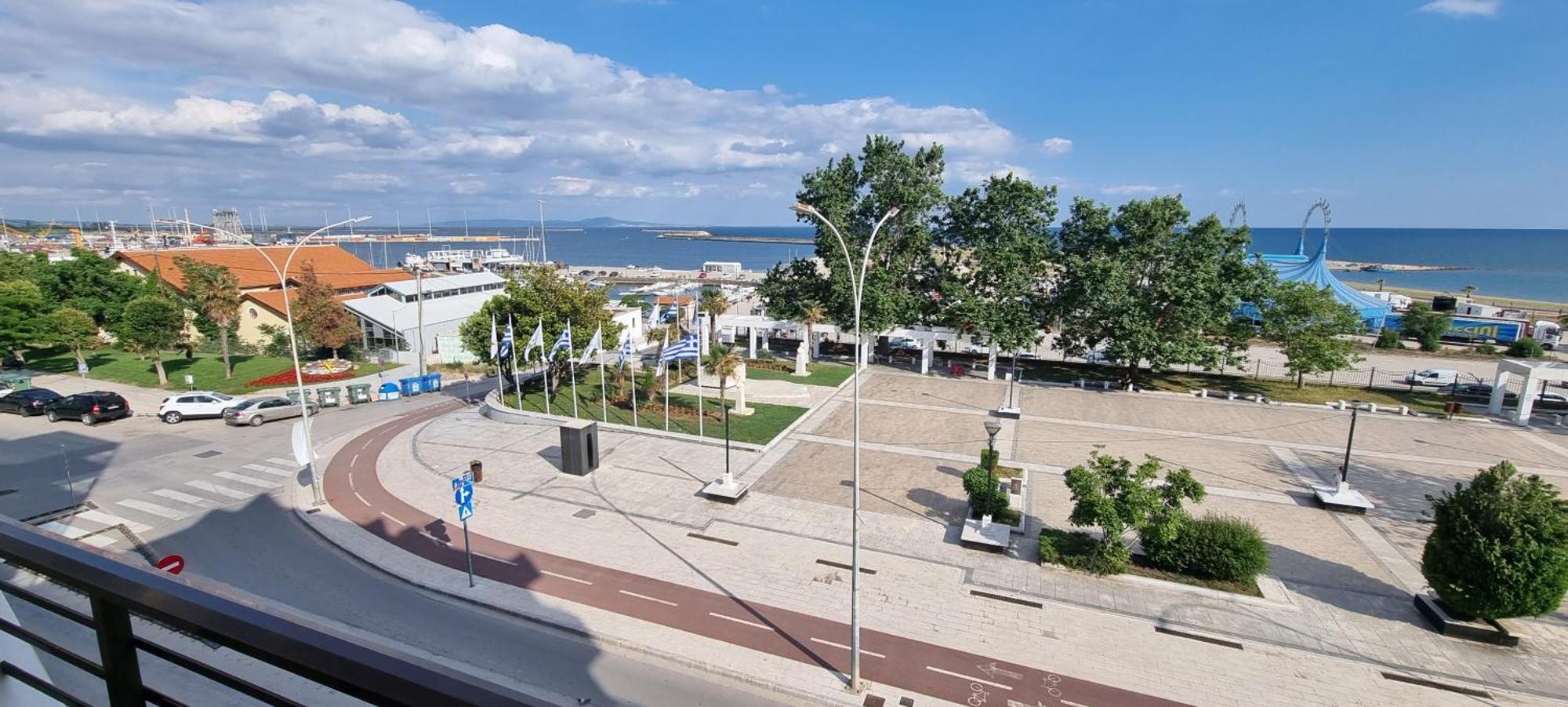 Amazing Sea View Apartment In The City Center! Alejandrópolis Exterior foto
